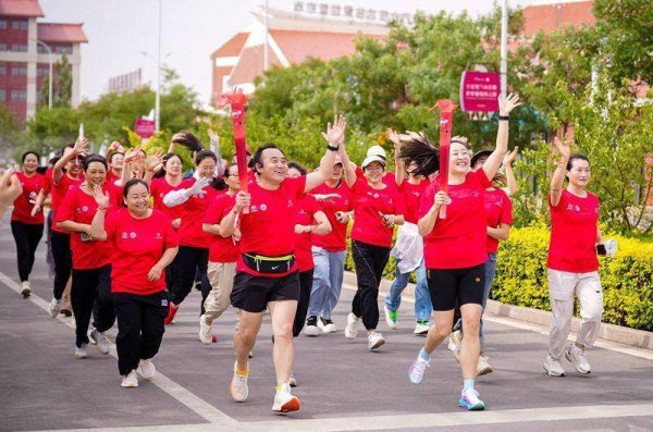 广瑞网  2025中国体育彩票首届“闽宁薪火·山海情长”全民健身系列活动举行